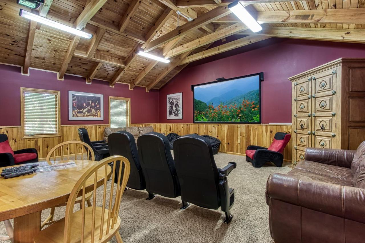 Mountain Lake Lodge, Hot Tub, Theater Room, 1089 Free Tickets Each Paid Day, Dollywood And More 세비어빌 외부 사진