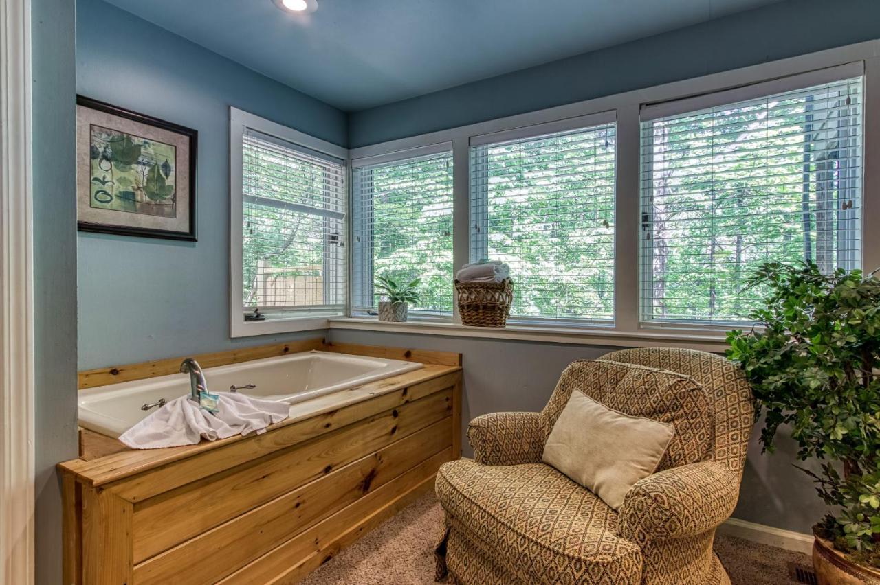 Mountain Lake Lodge, Hot Tub, Theater Room, 1089 Free Tickets Each Paid Day, Dollywood And More 세비어빌 외부 사진