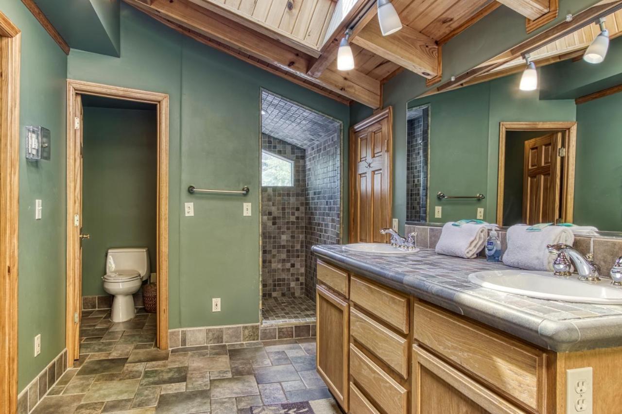 Mountain Lake Lodge, Hot Tub, Theater Room, 1089 Free Tickets Each Paid Day, Dollywood And More 세비어빌 외부 사진