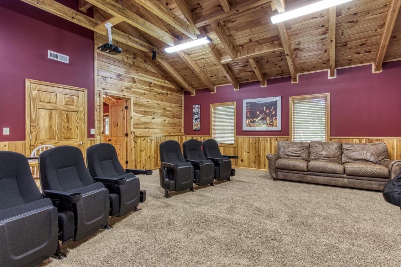Mountain Lake Lodge, Hot Tub, Theater Room, 1089 Free Tickets Each Paid Day, Dollywood And More 세비어빌 외부 사진
